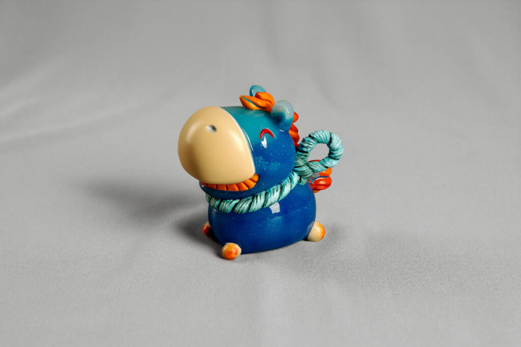 Dawn Hoof Charm in Deep Wisdom